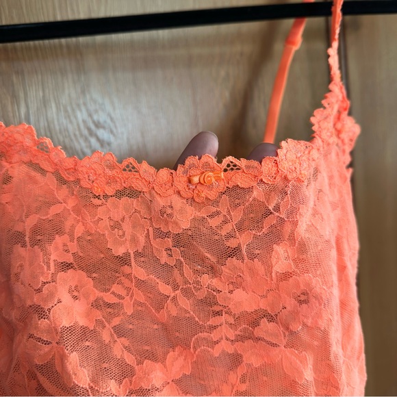 skims track stretch lace neon orange cami bra - Picture 4 of 7